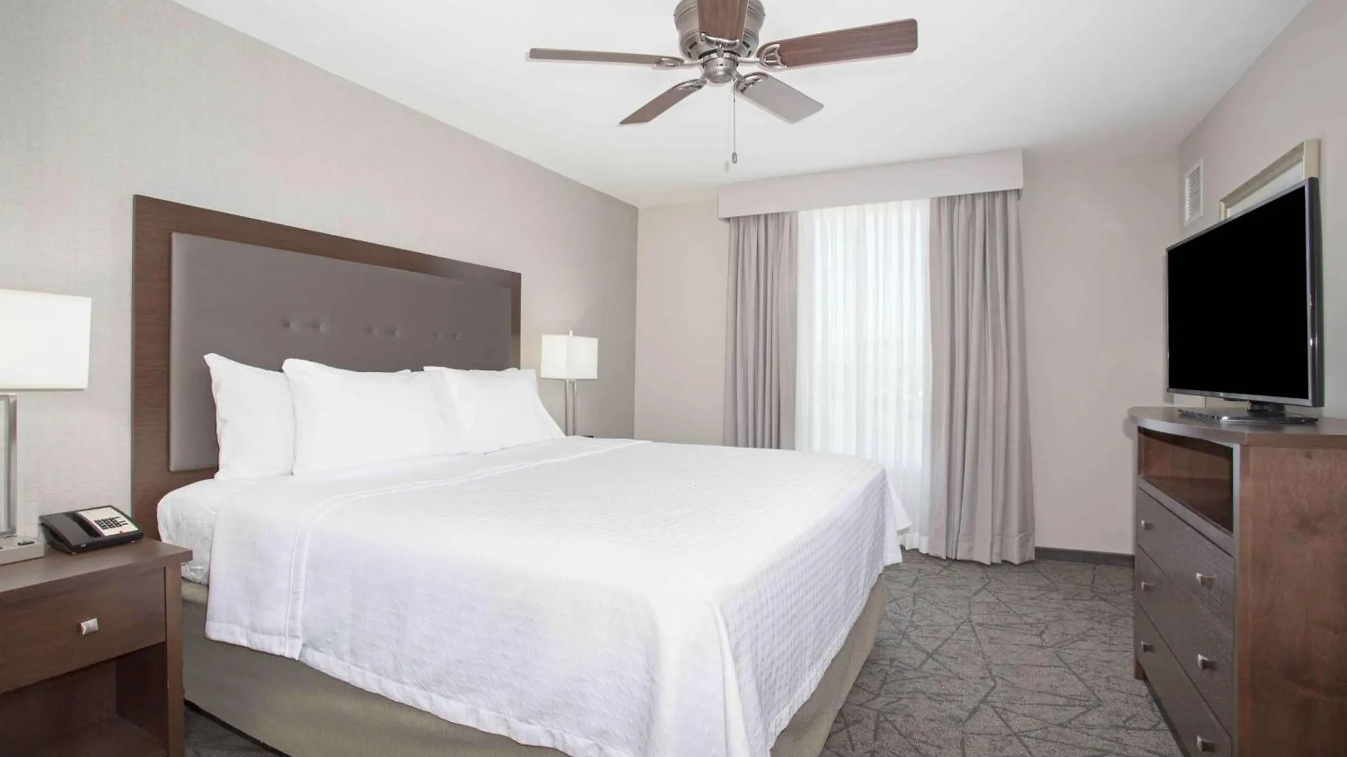 Homewood Suites By Hilton Las Vegas City Center Hotel