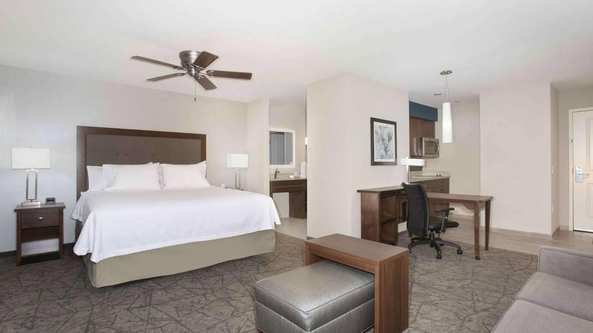Homewood Suites By Hilton Las Vegas City Center 3*,